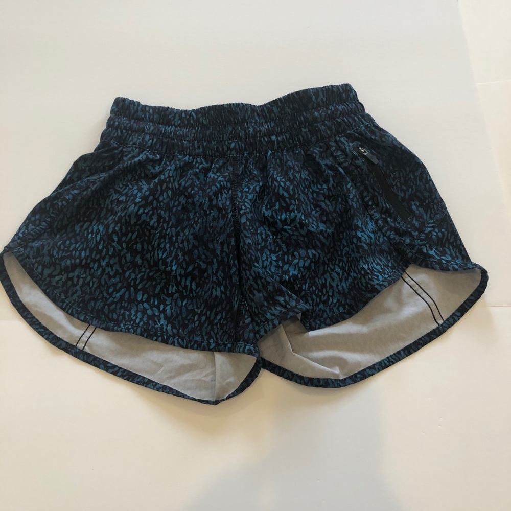 Lululemon Tracker Short V 4”